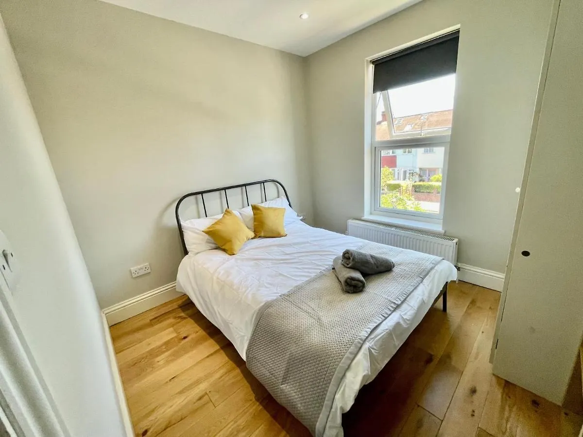 Cosy 1 Bedroom Flat! London